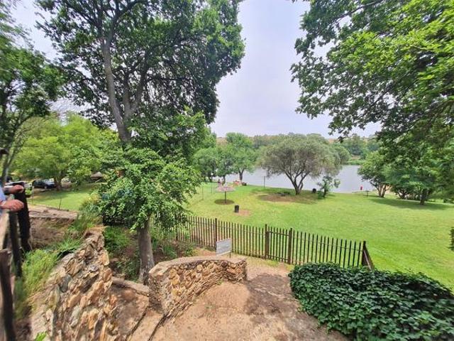 1 119 m² Land available in Vaaloewer