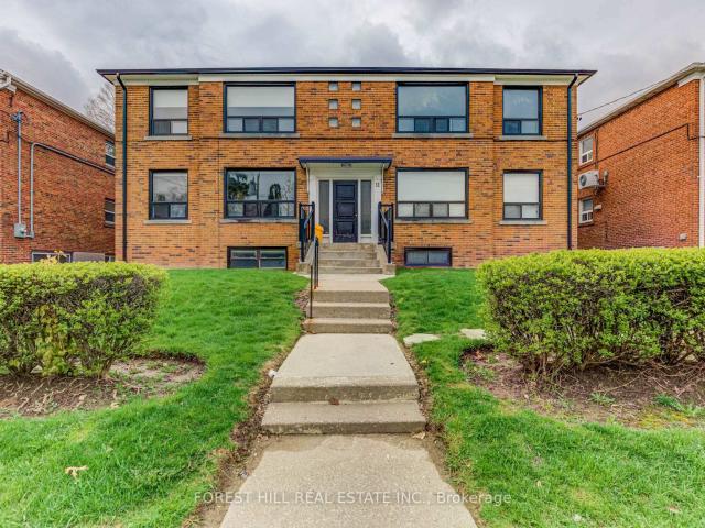 1 11 Markdale Avenue in Toronto: Humewood Cedarvale House for lease Toronto C03: MLS®# C13560824