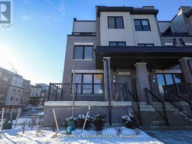 1 11 Baynes Way N, Bradford West Gwillimbury, ON, L3Z 4M1 townhouse for sale | Listing ID N12061 | Royal LePage