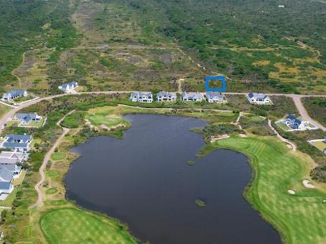1 120 m² Land available in St Francis Links Golf Estate