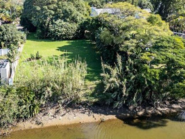 1 128 m² Land available in Nahoon Valley