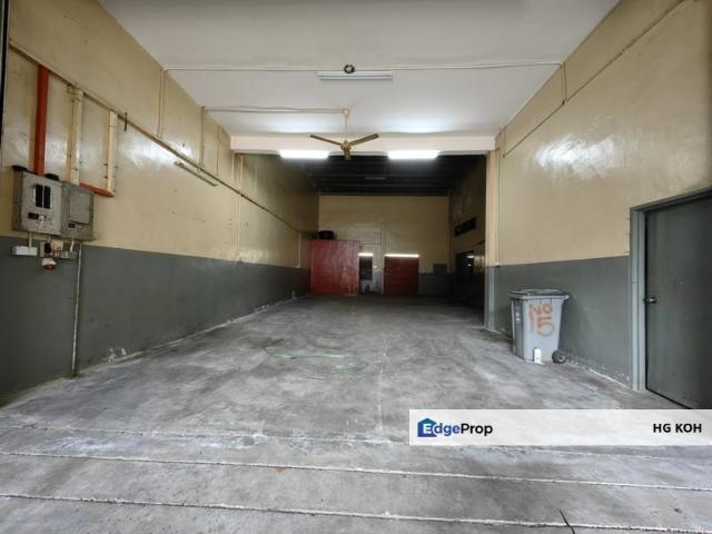 1 1/2 storey semi detached factory Taman Perindustrian Merdeka, Batu Berendam