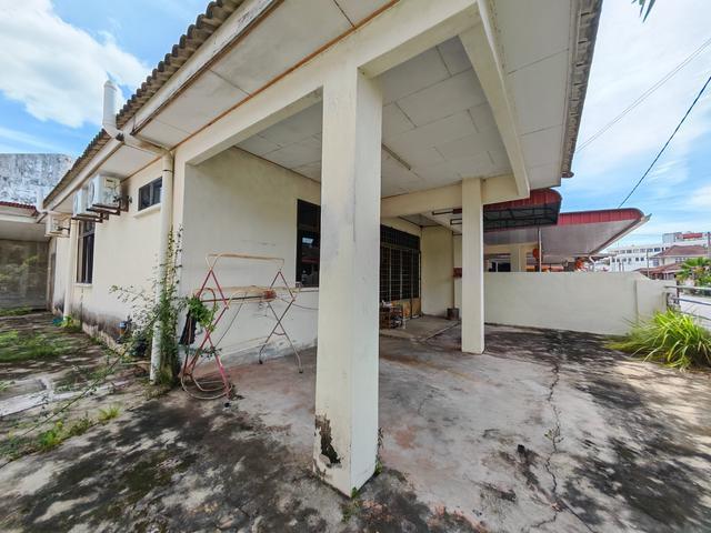 1 12 STOREY SEMIDETACHED at Taman Darulaman Jln Stadium