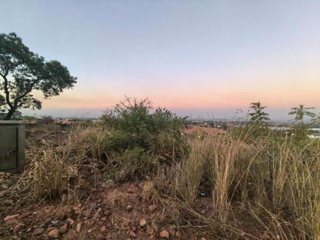 1 131 m² Land available in Cashan