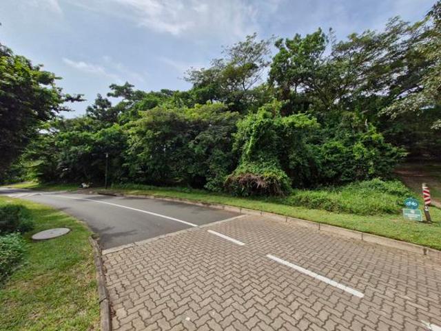 1 136 m² Land available in Simbithi Estate