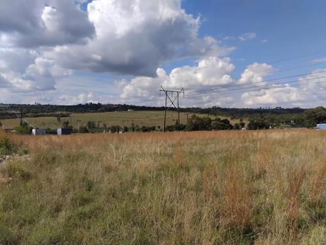 1.1 ha Land available in Doornrandje