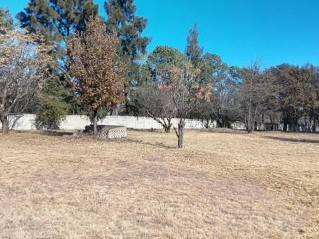 1.1 ha Land available in Kaalplaats