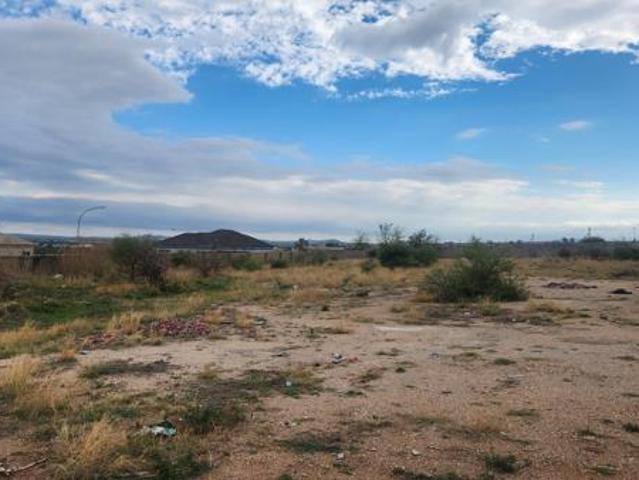 1.1 ha Land available in Seshego