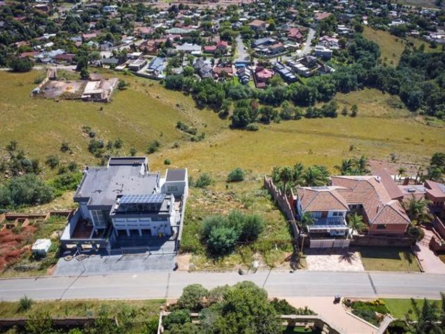 1 250 m² Land available in Noordheuwel