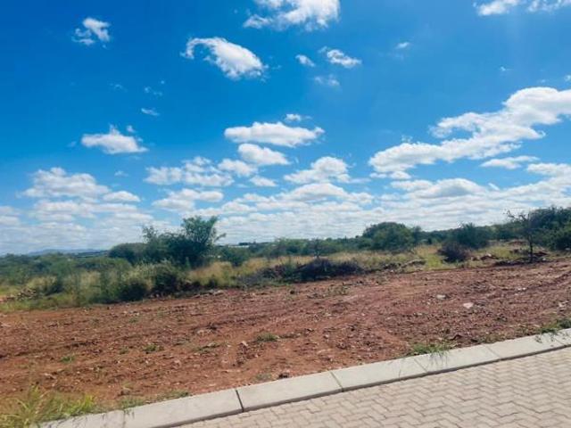 1 258 m² Land available in Bendor