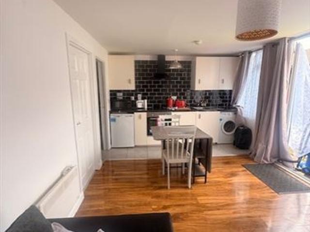 1,260 / month | 32a Edenmore park, Raheny, Dublin 5, Edenmore, Dublin 5, D05N8Y4 MyHome. Ie Users 4999 MyHome. Ie Lettings