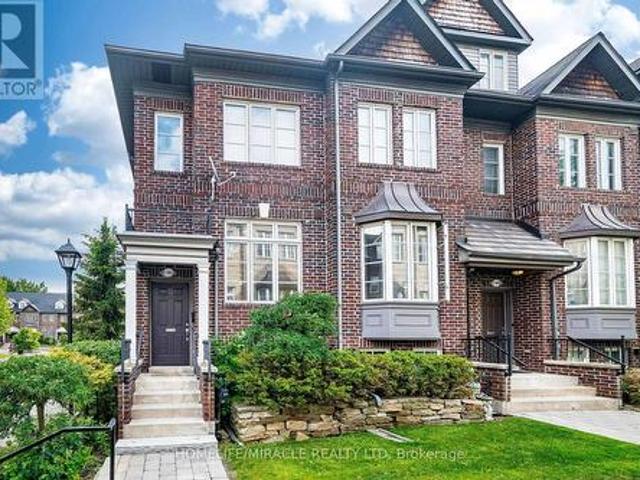 1 265 Van Dusen Boulevard, Toronto, ON, M8Z 3J2 house for sale | Listing ID W13567 | Royal LePage