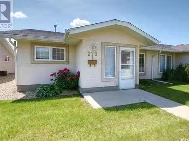 1 273 Fairford Street W, Moose Jaw, SK, S6H 1S8 townhouse fo.