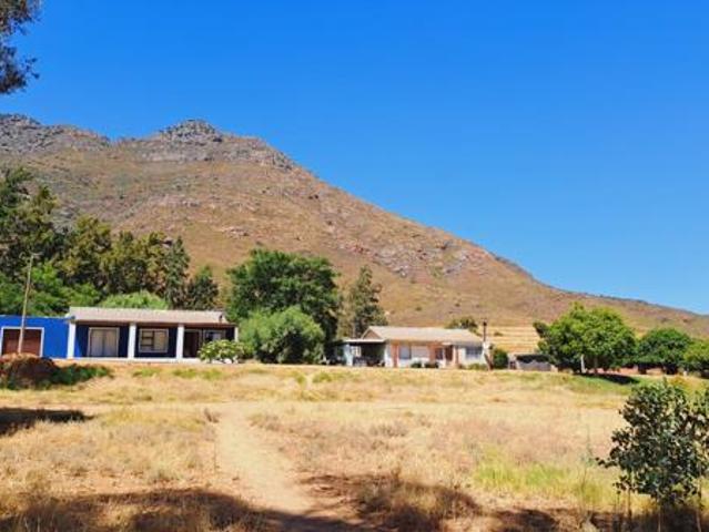 1 273 m² Land available in Riebeek West