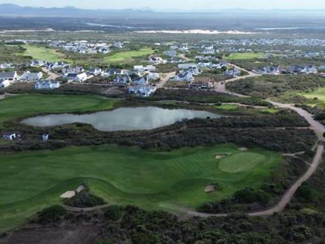 1 273 m² Land available in St Francis Links Golf Estate
