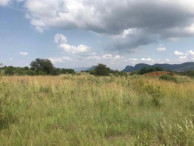 1 275 m² Land available in Melodie