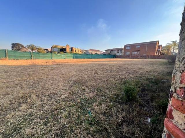 1 282 m² Land available in Modelpark