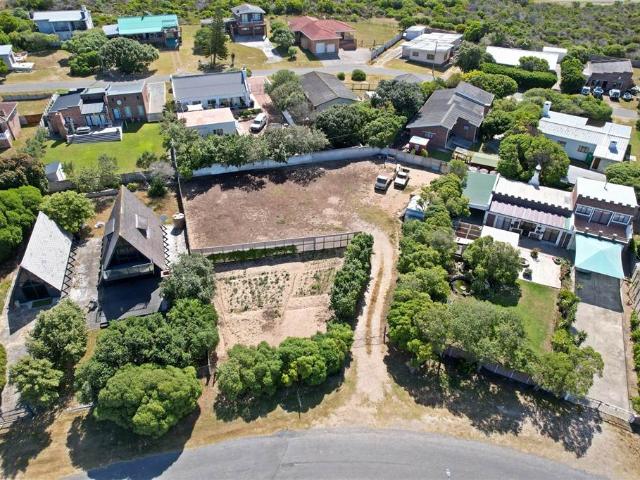 1 285 m² Land available in Struisbaai