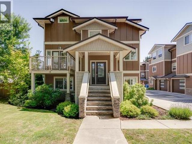 1 2923 Shelbourne St, Victoria, BC, V8R 4M7 house for sale | Listing ID 1046 | Royal LePage