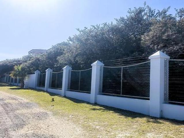 1 299 m² Land available in Port Alfred Central