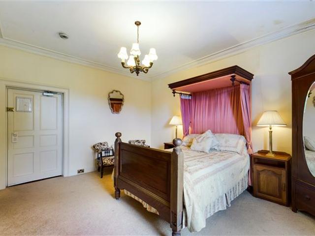 1,200,000 | Sion Hill House, Ferrybank, Waterford RE/MAX Property Specialists 5019 MyHome. Ie Residential