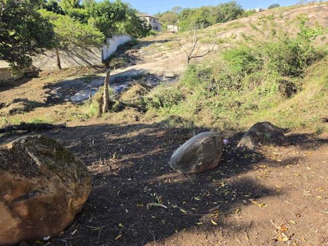 1 200 m² Land available in Drum Rock