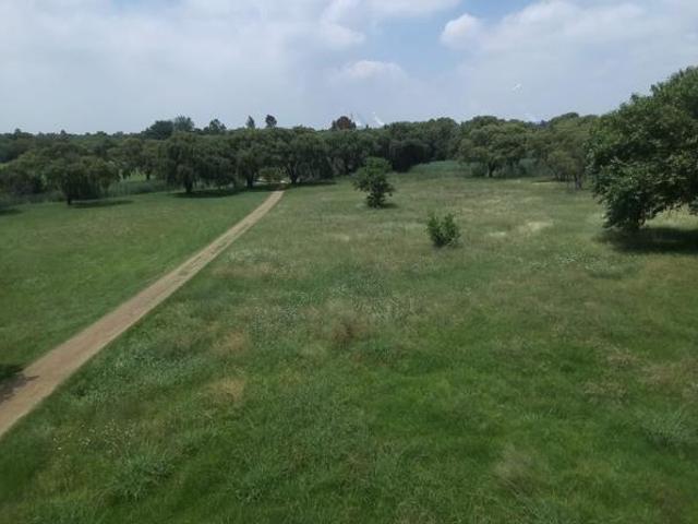1 200 m² Land available in Secunda