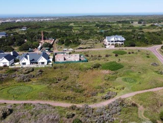 1 201 m² Land available in St Francis Links Golf Estate