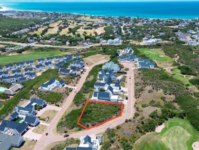 1 207 m² Land available in St Francis Links Golf Estate