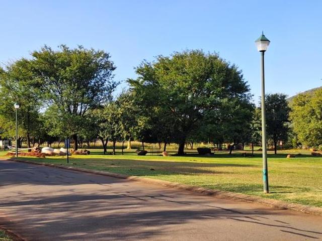 1 209 m² Land available in Buffelspoort Eco Estate