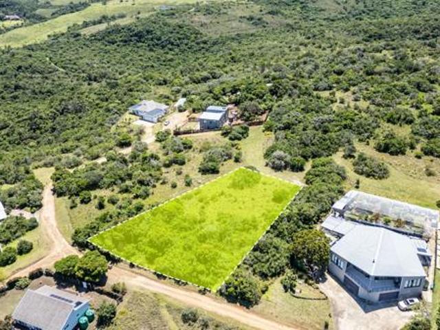 1 212 m² Land available in Gqunube Green Ecovillage
