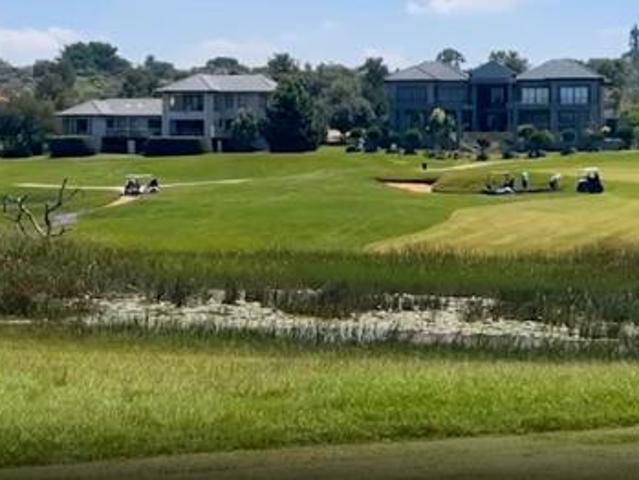 1 215 m² Land available in Koro Creek Golf Estate