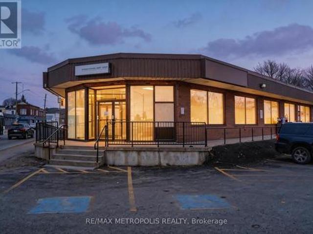 1 21 Essa Road, Barrie, ON, L4N 3K4 commercial for lease | Listing ID S12951 | Royal LePage