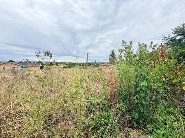 1 220 m² Land available in Vryheid
