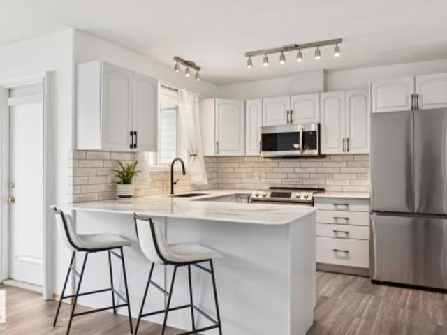 1 225 Blackburn Drive Sw, Edmonton, AB, T6W 1H1 townhouse for sale | Listing ID E4491 | Royal LePage