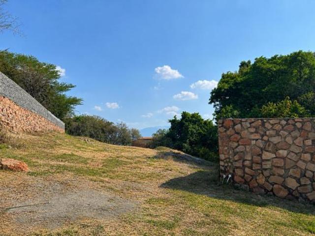 1 229 m² Land available in Cashan
