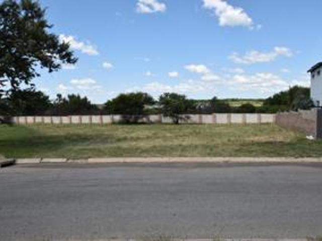 1 231 m² Land available in Bendor