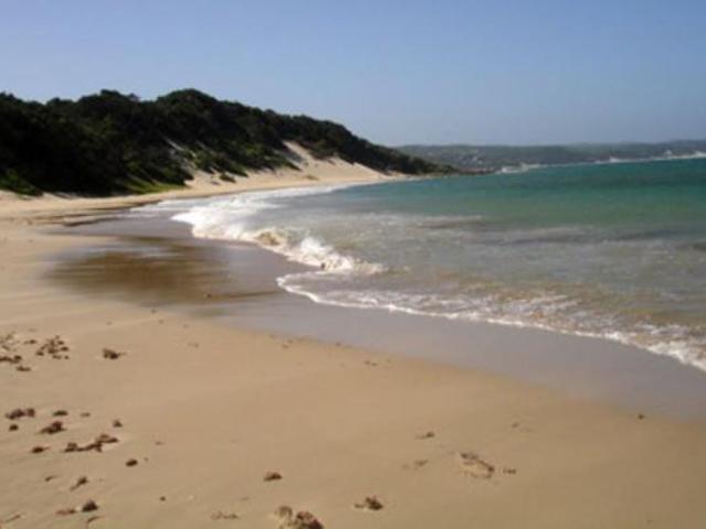 1 234 m² Land available in Khamanga Bay