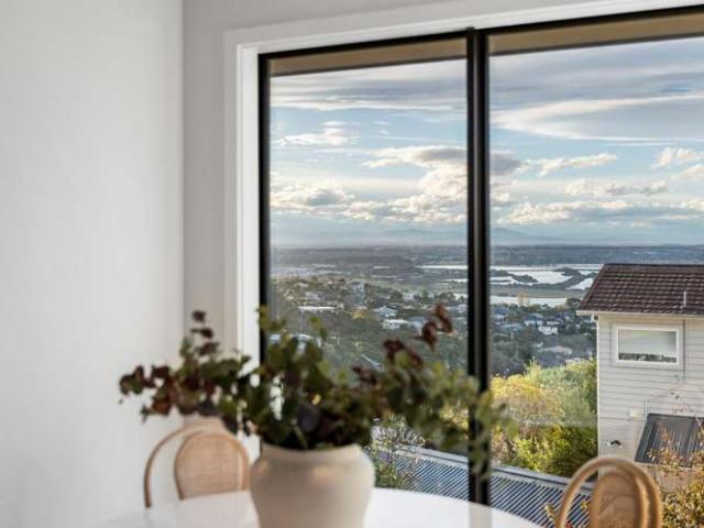 1&2 /164 Soleares Avenue, Mount Pleasant, Christchurch City