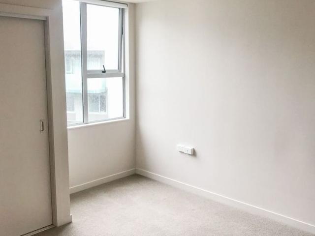 1 2 Bedroom Apartment