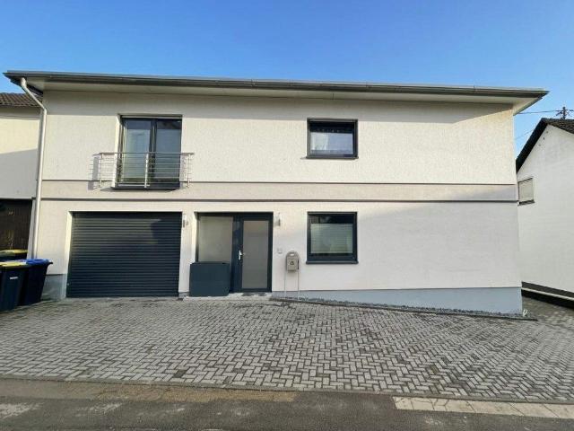 1 2 Familienhaus in ruhiger Lage