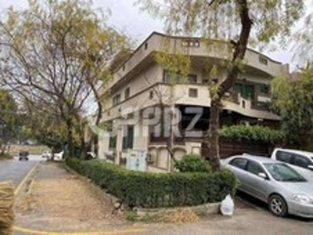 1.2 Kanal House for Rent in Islamabad F 7