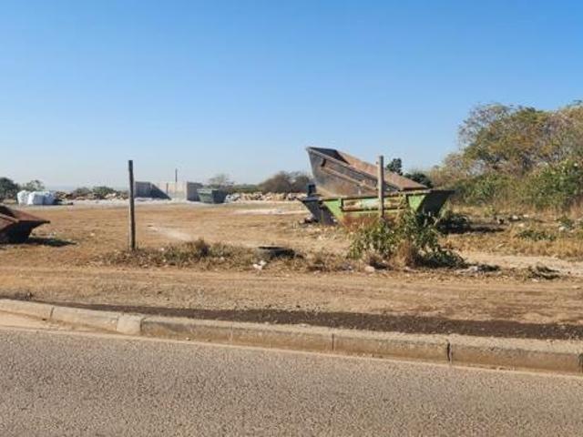 1.2 ha Land available in Mkondeni