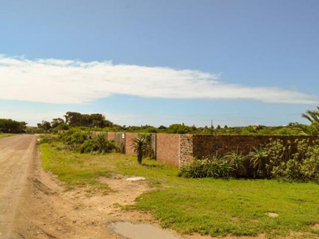 1.2 ha Land available in Paradise Beach