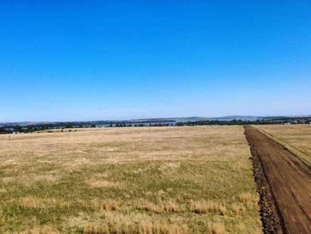 1.2 ha Land available in Vaal Marina