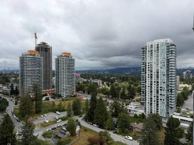$1,350 / 332ft2 – Like New Studio at Prime 21st Floor Available ANYTIME! 13438 Central Avenue