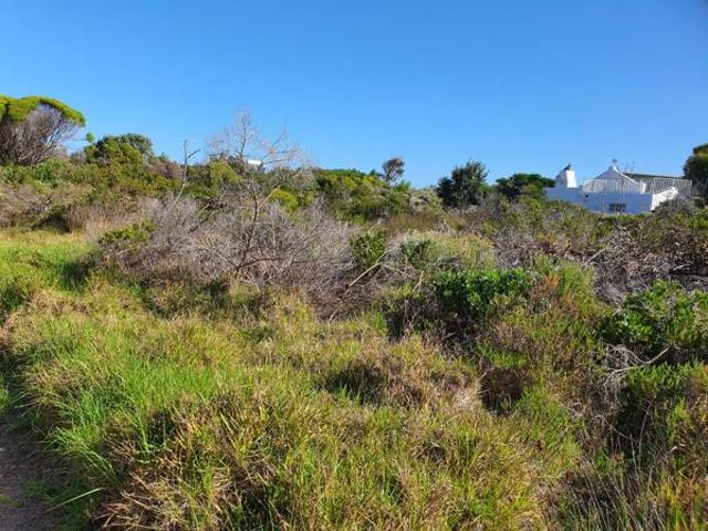1 387 m² Land available in Bettys Bay