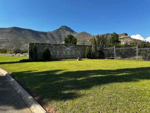 1 395 m² Land available in Clarens