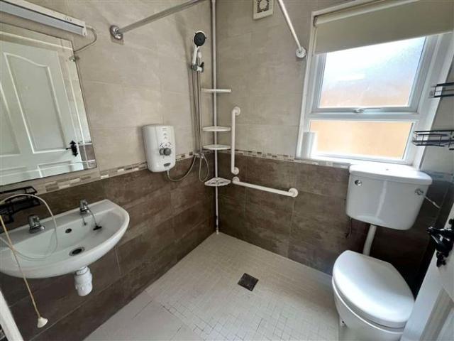 1,300 / month | Cushlawn Way, Tallaght, Dublin 24 Ray Cooke Auctioneers 5015 MyHome. Ie Lettings