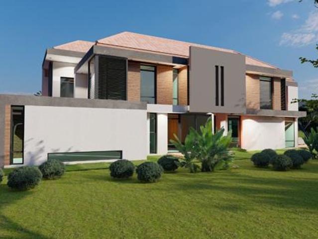 1 301 m² Land available in El Toro Park